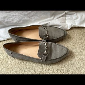 GREY SUEDE FLATS